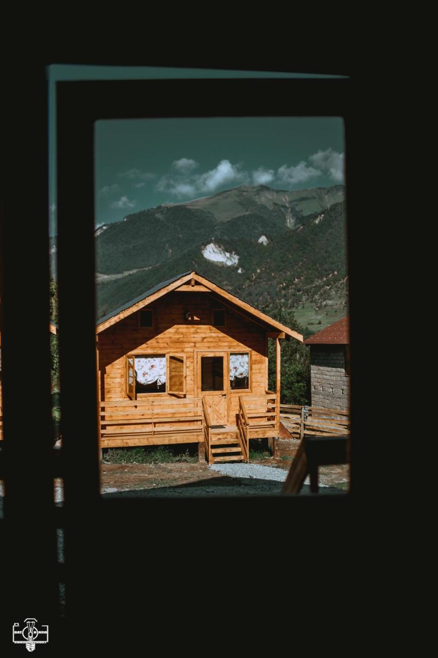 Mountain Cabins Mestia Esterno foto